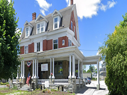 Storefront of GOETZ'S FLOWERS
