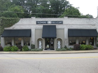 FLOWERS BY GIL & CURT Storefront Storefront of FLOWERS BY GIL & CURT