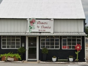 Flowers by Denise Storefront Storefront of Flowers by Denise