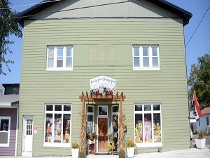 Storefront of Sincerely Yours