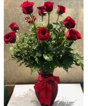 1 Dozen Red Roses In Red Vase 