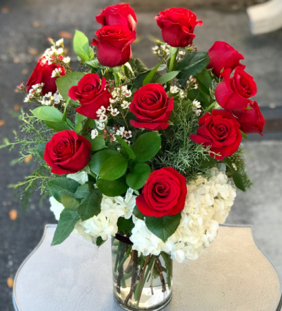 1 Dozen Red Roses Premium Vased Arrangement