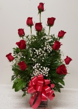 1 Dozen Roses in a Square Vase(White,H.LPink)) Arr