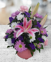 #1 Mom FHF-M5712 Fresh Flower Arrangement (Local Delivery Area Only)