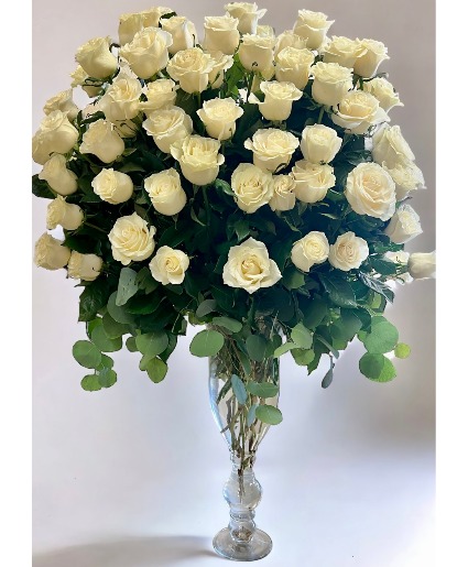 100 White Long Stem Roses Floral Arrangement 