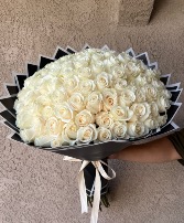 100 white roses 
