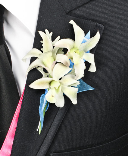 BLUE HEAVEN Prom Boutonniere