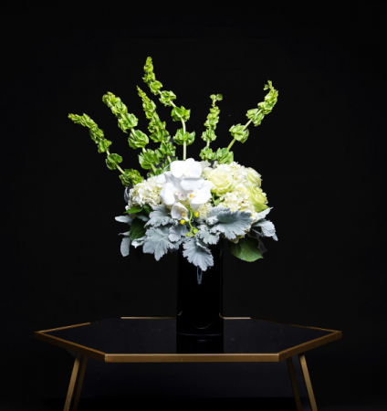 The Classic Vase Arrangement