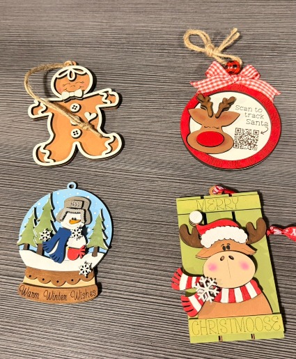 11/22: Mommy & Me Ornament Class **Design may vary from picture shown**