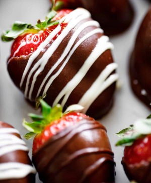 Chocolate Covered Strawberries Long stemmed luscious berries. Avail 2/12-2/15