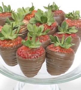 12 Chocolate Covered Strawberries