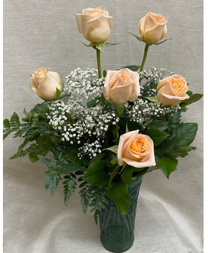 1/2 Dozen Peach Roses