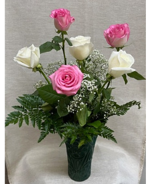1/2 Dozen Pink & White Roses