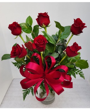 1/2 Dozen Red Roses  Vase Arrangement