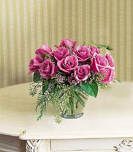 12 Lavender Roses in glass bowl
