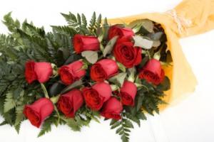 I Love You Roses 12 ROSES in Abbotsford, BC | BUCKETS FRESH FLOWER MARKET I Love You Roses 12 ROSES in Abbotsford, BC | BUCKETS FRESH FLOWER MARKET