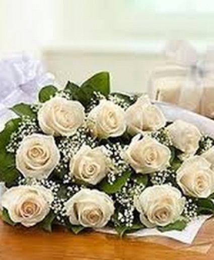 12 long Stem (Russian Cut) Pure White Roses   Loose Wrapped 