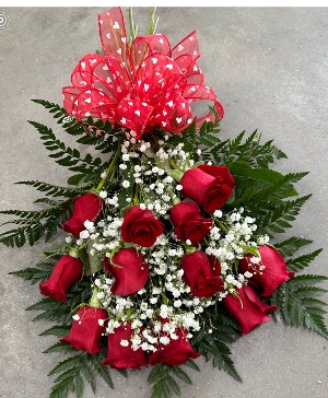 12 Red roses bouquet  