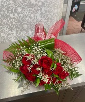 12 Red Roses  No Vase 