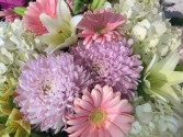 124 Pastel Presentation style bouquet - not arranged in a vase