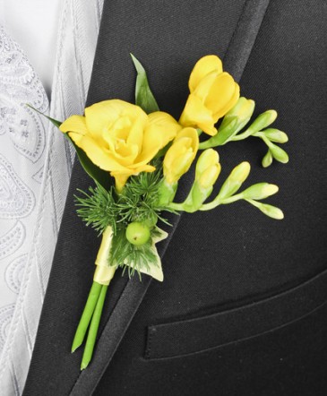 GLOWING YELLOW Prom Boutonniere in Dallas, TX | Paula's Everyday Petals & More