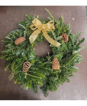 14" Christmas wreath gold with pine cones 