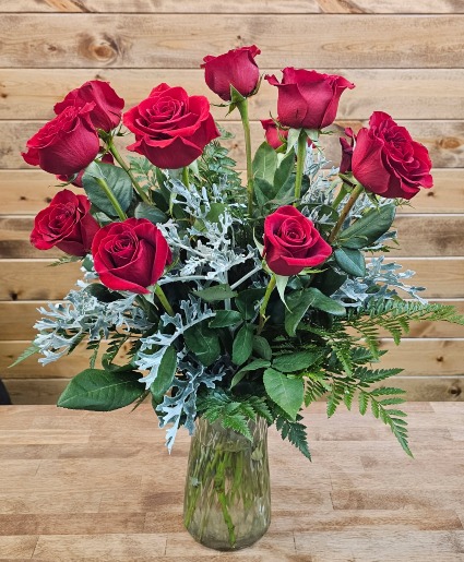 15 Roses  Floral Arrangement 