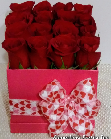 16 Gift Roses Rose Box