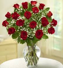 18 red rose arrangement vase