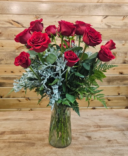 18 Roses  Floral Arrangement 