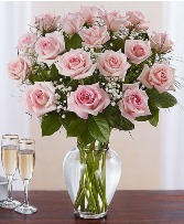 18 Roses Rose Vase
