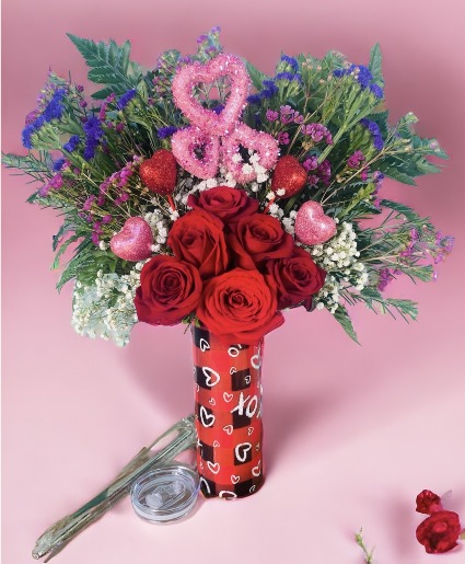 20 oz. Tumbler Bouquet Half dozen roses + Designer's choice mix