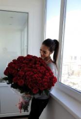 200 red rose bouq 