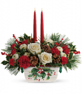 2018 Teleflora's Halls Of Holly Centerpiece T18X100A