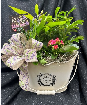2024 Mothers Day Planter 