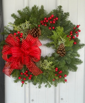 22" Decorated Winter Wreath 