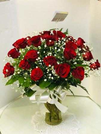 24 Long Stem Red Roses Roses  in Lauderhill, FL | A ROYAL BLOOM FLOWERS & GIFTS