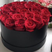 24 Romantic Wishes - Red Rose Box