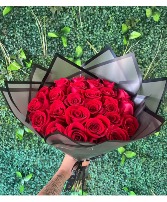 25 Red Rose Ramo Bouquet 