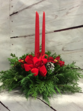 3 Candle Round Centerpiece Can be shipped local UPS Starting 11/28/2022
