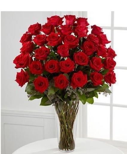 3 dozen beautiful red roses!  vase