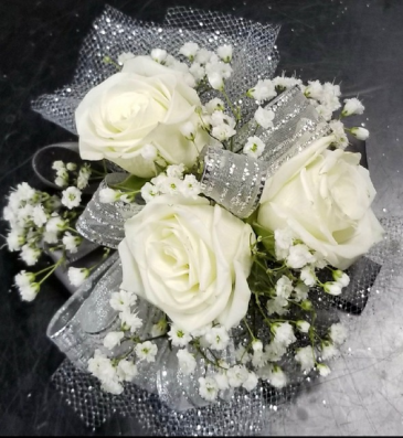 3 White Spray Rose Wristlet Corsage in Indianapolis, IN | SHADELAND FLOWER SHOP