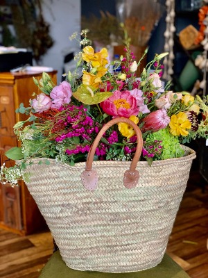 $300 Seasonal Basket Arrangement 