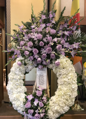 SERENITY AIRY WHITE WREATH STAND WREATH FOR A SERVICE/MEMORIAL in La  Mirada, CA - Funeral Flowers For Less