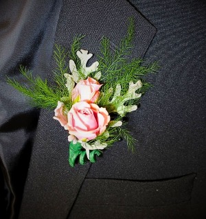 Pink spray roses Pin on Boutonniere