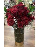 48 RED ROSE BOUQUET IN 12 INCH X 5 INCH GOLD VASE STUNNING 4 DOZEN  ROSE BOUQUET