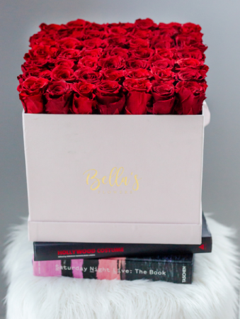 Large Blush Suade Hat Box 50 fresh Roses
