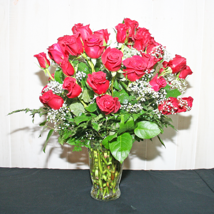 50 RED ROSES W BABY'S BREATH Roses