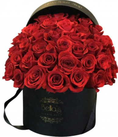 50 ROSES IN A HAT BOX