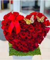 50 Roses Standing Heart 